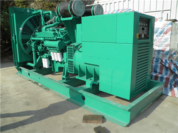 延安出租发电机 发电机组厂家：柴油发电机组的控制屏的作用是什么？