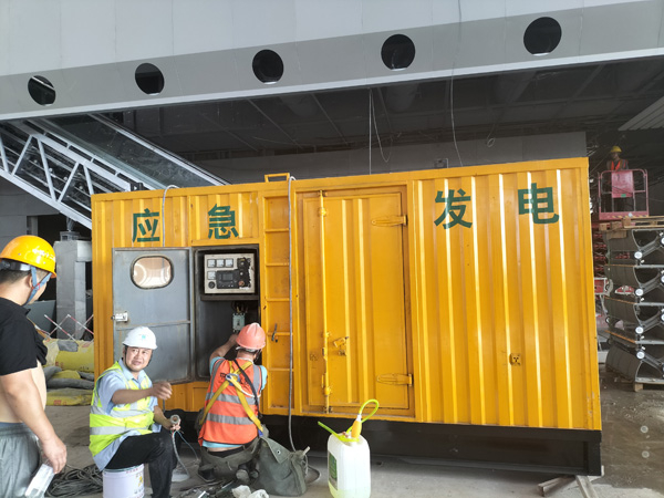 延安怎样判断空气滤清器是否需要更换？